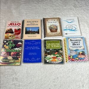 Lot 8 midwest cookbook bundle - IL, ND, NE, WI, CO - Vintage Y2K